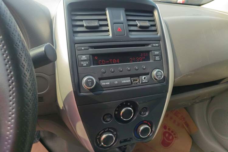 Used Nissan Sunny 2014 1.5XE Manual Comfort Edition