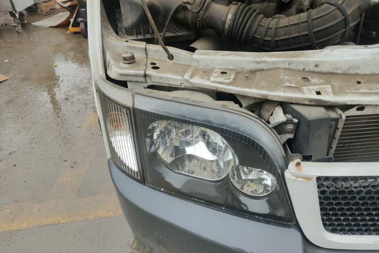 Used Ford Classic Transit 2016 2.8T Diesel Short-Wheelbase 6-Seater Mid-Roof Multifunction Vehicle JX493ZLQ4