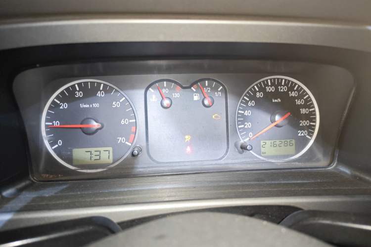 Used Volkswagen Santana Vista 2008 1.8L Manual Comfort Edition Instrument Cluster