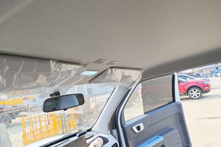 Used Geely Galaxy Panda 2024 Panda Mini 200km Endurance Bear
