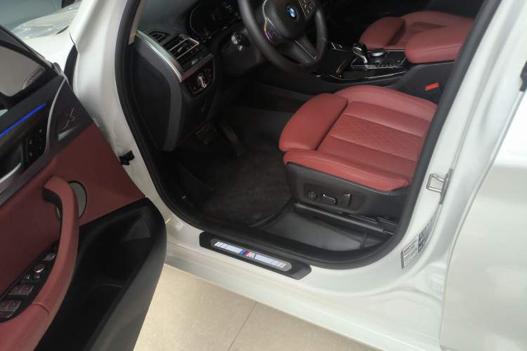 Used BMW X3 2023 Restyled xDrive30i Leading Edition M Night Sky Package