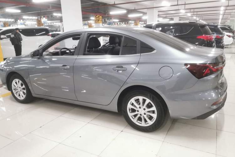 Used Roewe i5 2023 1.5L CVT Luxury Edition