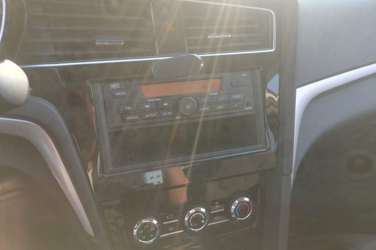 Used Venucia D60 2021 1.6L Entry Manual Comfort Edition
