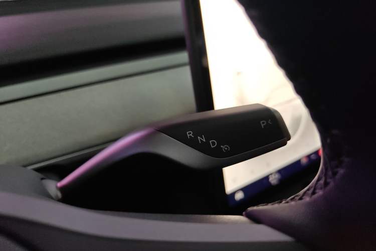 Used Tesla Model Y 2024 Rear-Wheel-Drive Version
