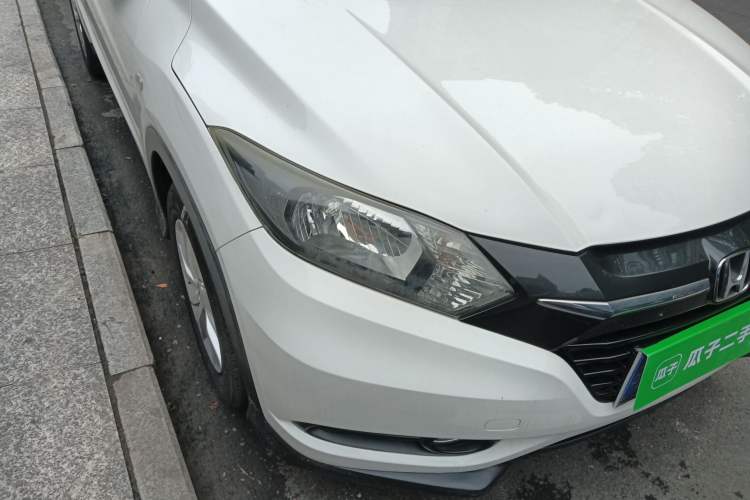 Used Honda Vezel 2015 1.8L CVT 2WD Elite Model
