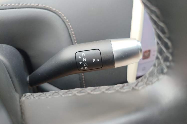 Used Li Auto L8 2024 Max Gear Lever