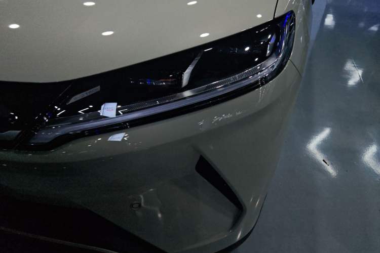 Used BYD Yuan UP 2025 Intelligent Driving Version 401 KM Dynamic Edition