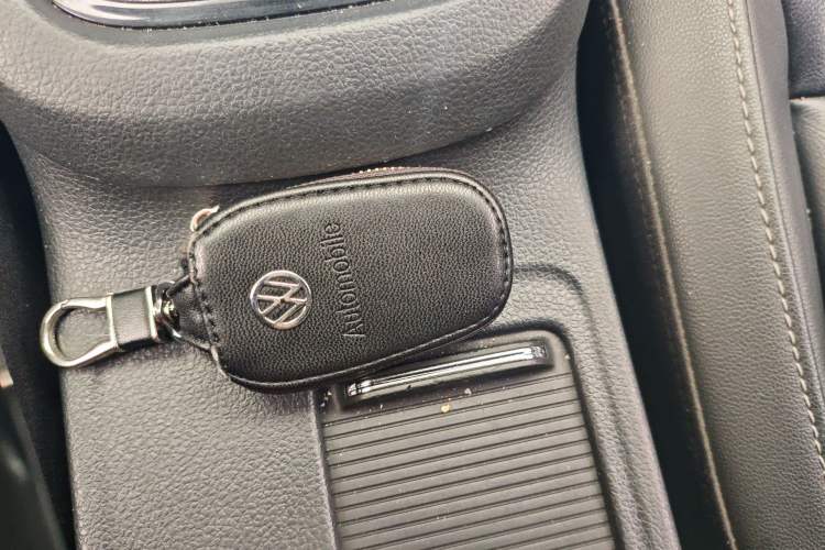 Used Volkswagen Sagitar 2017 1.6L Automatic Comfort Model Vehicle Key