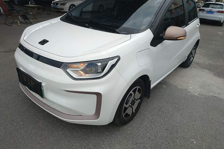 Used SOL E10X 2021 302 km Range Luxury Version 31.4 kWh