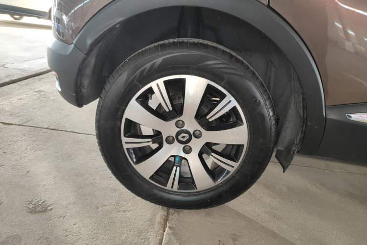 Used Renault Captur 2015 1.2T Automatic Comfort Edition
