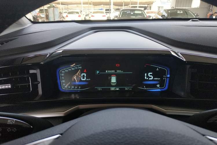 Used Hyundai Custo 2024 270TGDi LUX Prestige Edition
