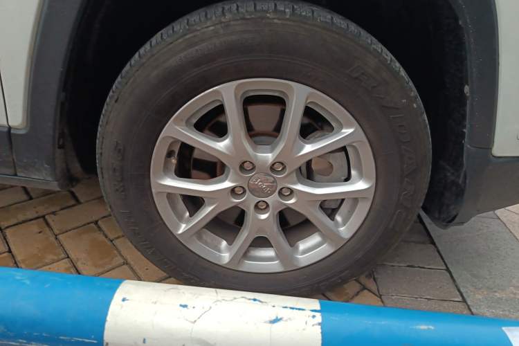 Used Jeep Cherokee 2016 2.4L Professional Edition