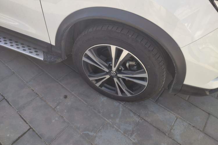 Used Nissan Qashqai 2022 2.0L CVT XV Premier Luxury Edition Right Front Wheel Hub