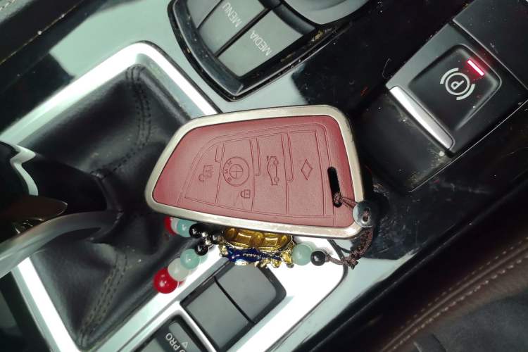 Used BMW 1 Series 2020 125i Leading Model M Sport Package Vehicle Key