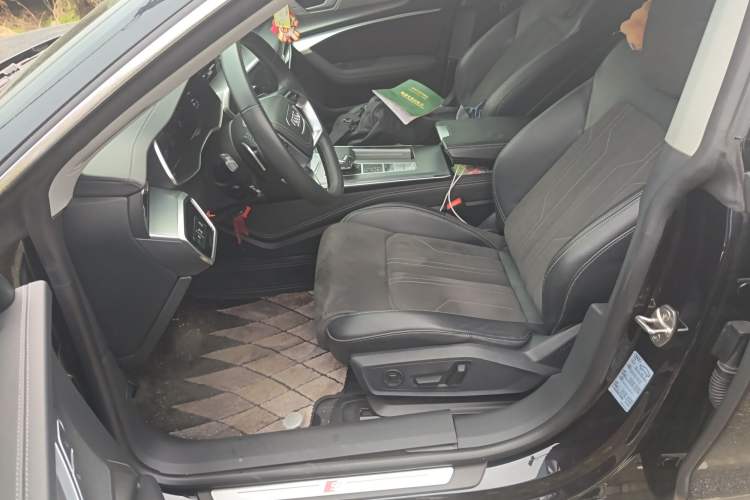 Used Audi A7L 2024 45 TFSI Luxury Edition
