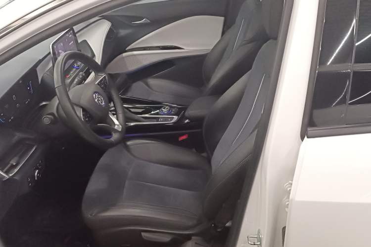 Used Buick Velite 6 2020 Plug-in Hybrid Connected Smart Model