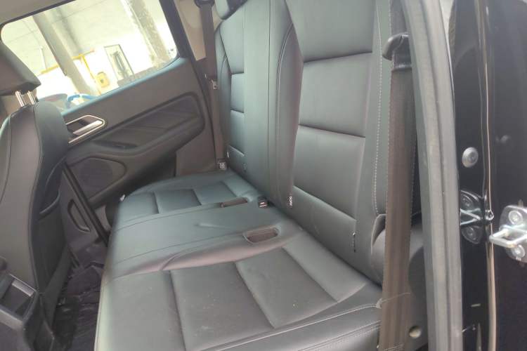 Used Great Wall Poer 2023 2.0T Commercial Version Automatic Gasoline 4x4 Elite Trim Standard Box GW4C20B
