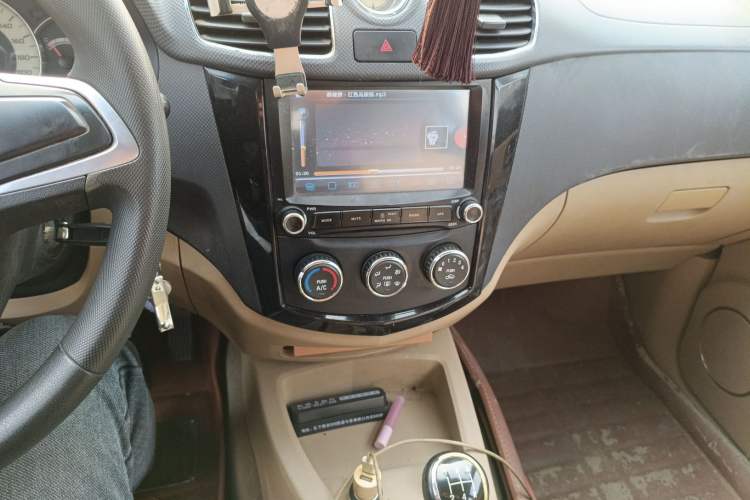 Used Wuling Hongguang 2014 1.5L S Comfort Model
