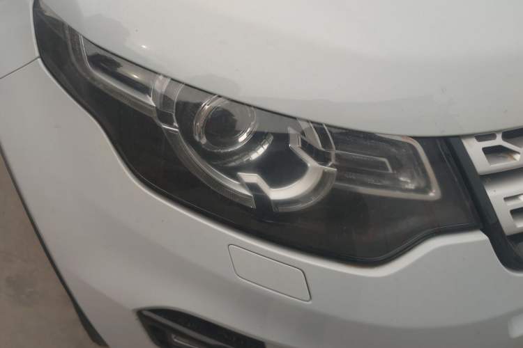 Used Land Rover Discovery Sport 2016 2.0T HSE Right Front Headlight