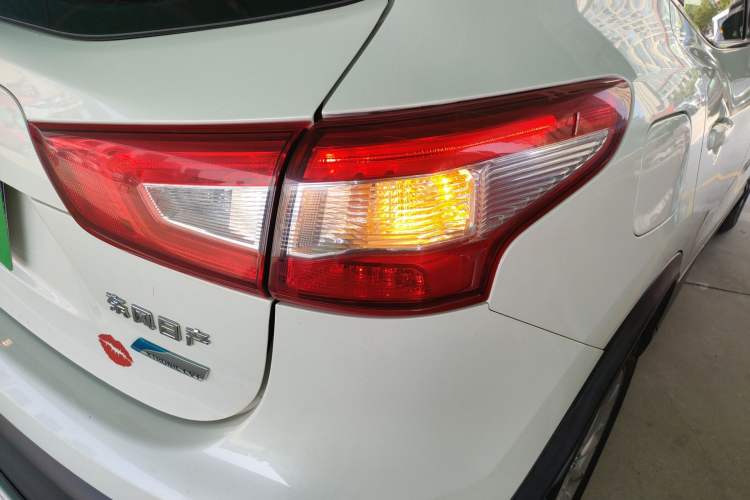 Used Nissan Qashqai 2017 2.0L CVT Elite Edition China V Standard Right Rear Taillight