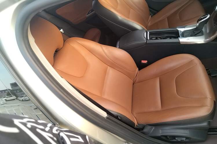 Used Volvo S60 2019 S60L Facelift T5 Intelligent Advanced Edition Right Front Seat