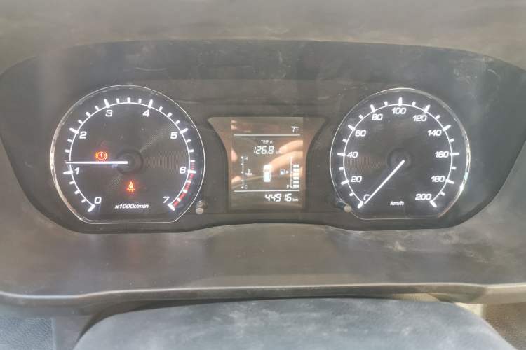 Used CHANGAN OSHAN X70A 2020 1.5L Manual Base Version
