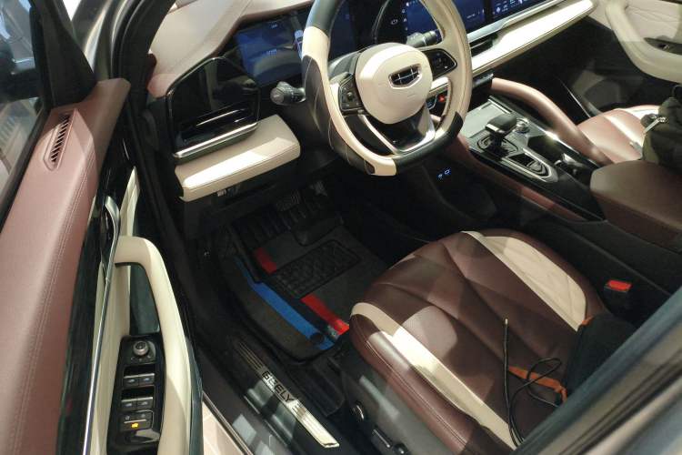 Used Geely Auto Monjaro L 2021 2.0TD DCT EVO Two-Wheel Drive Smart Luxury Version
