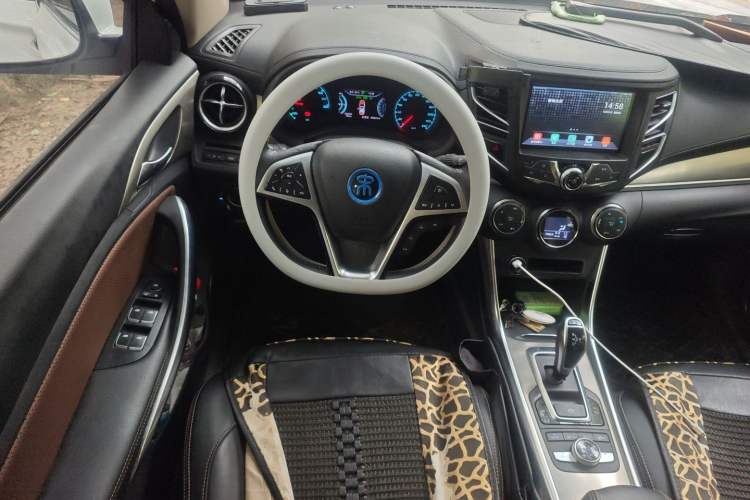 Used BYD Song New Energy 2017 Song DM 1.5TID All-Wheel Drive Luxury Model