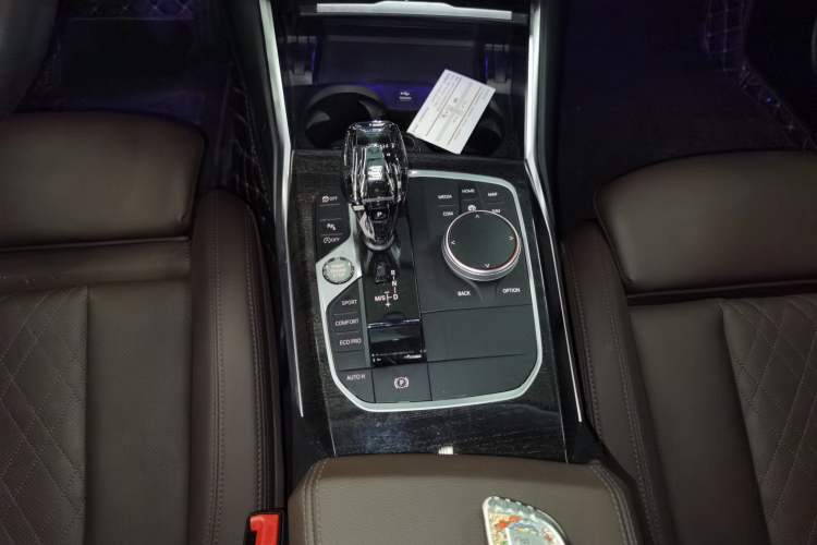 Used BMW 3 Series 2022 Updated 325Li M Sport Package Gear Lever