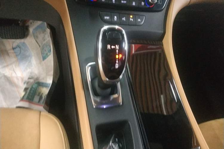 Used Buick LaCrosse 2016 28T Luxury Version
