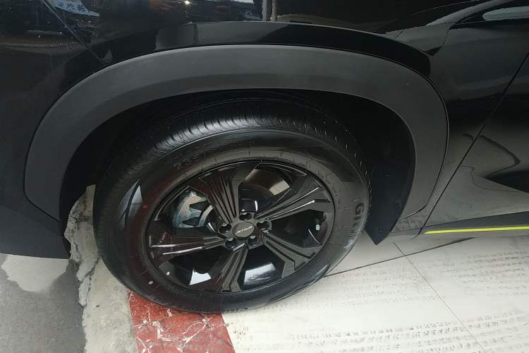 Used JETOUR Dashing 2025 1.5T DCT Beyond Edition Left Front Wheel Hub