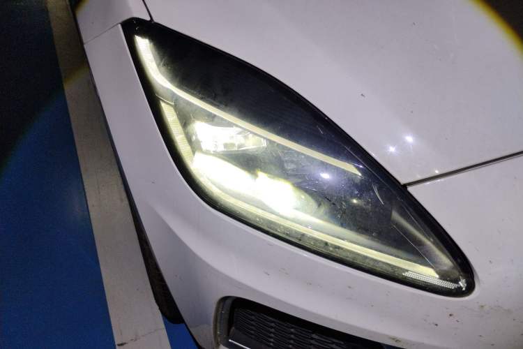 Used Jaguar E-PACE 2024 All-New R-DYNAMIC S Sport Edition Right Front Headlight