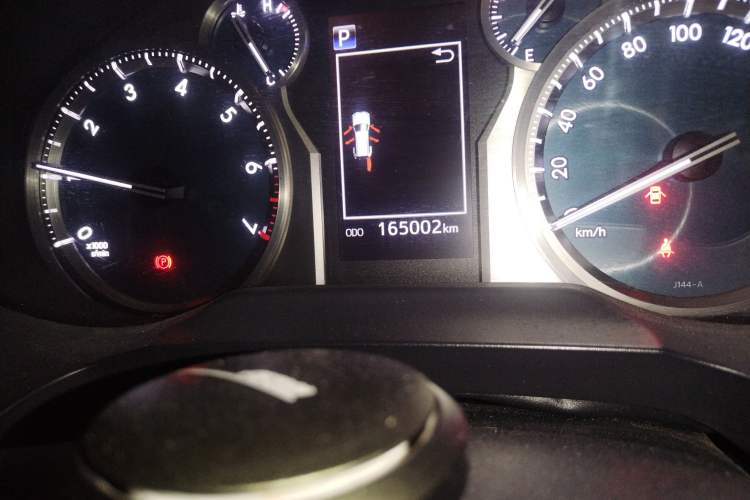 Used Toyota Prado 2018 3.5L Automatic TX-L NAVI with Rear-Mounted Spare Tire Odometer Close Up