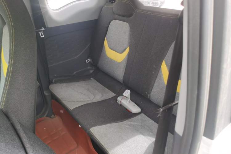 Used Chery New Energy QQ Ice Cream 2022 120km Conical Shape Lithium Iron Phosphate