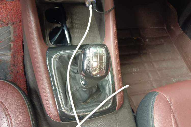 Used CHANGAN Lingxuan 2017 1.6L Manual Happiness Edition
