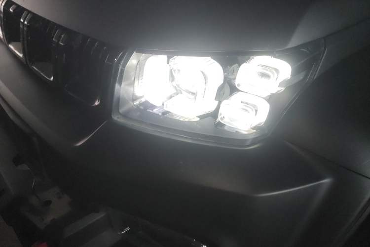 Used BAIC Off-Road BJ40 2023 2.0D Automatic Four-Wheel Drive Blade Hero Edition Adventurer Type
