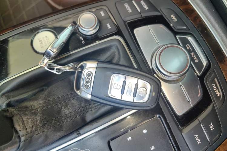 Used Audi A6L 2014 30 FSI Comfort Model