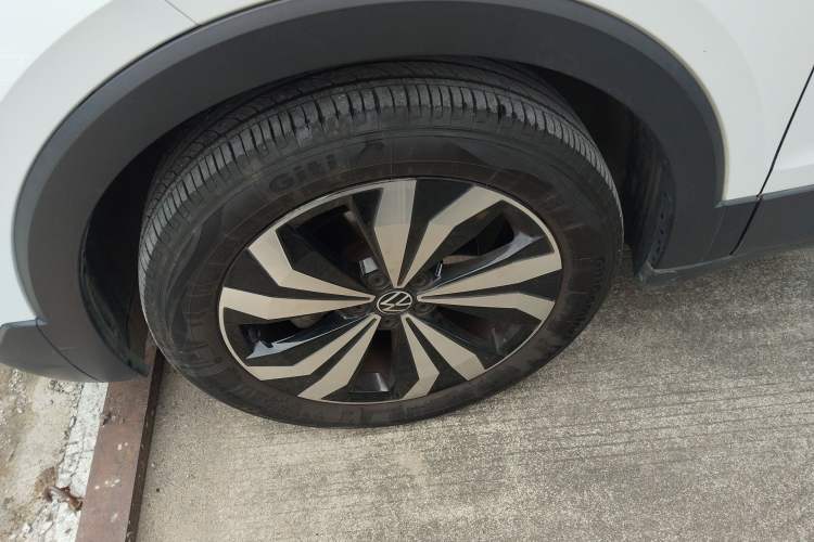 Used Volkswagen Tharu 2025 New Sharp 1.5L Sharp Edition Left Front Wheel Hub