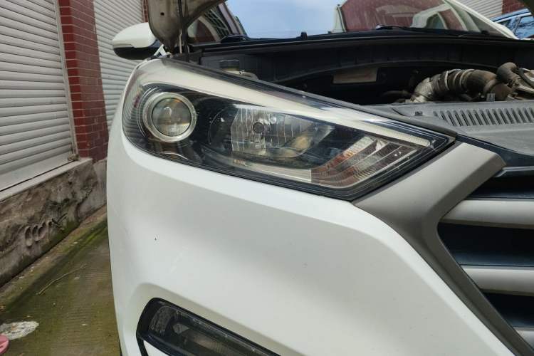 Used Hyundai Tucson 2015 1.6T Dual-Clutch Two-Wheel-Drive Smart Model