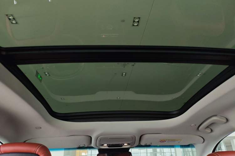 Used Lincoln Nautilus 2025 2.0T All-Wheel-Drive Luxury Hybrid Edition