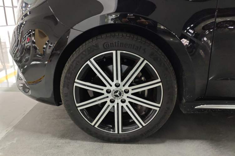 Used Mercedes-Benz V-Class 2022 V 260 L Long-wheelbase Luxury Edition