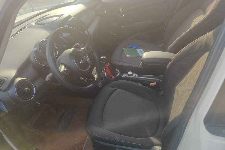 Used MINI 2016 1.2T ONE Pioneer Edition Five-Door Version
