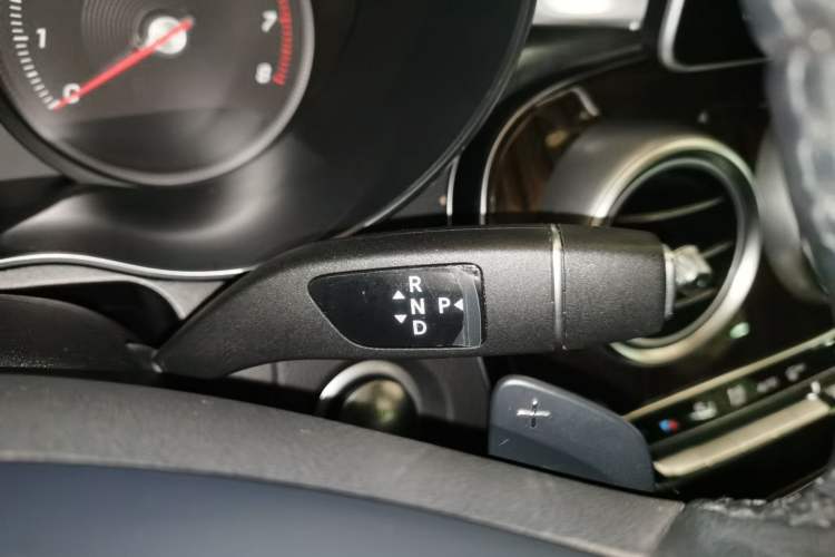 Used Mercedes-Benz GLC 2019 GLC 260 L 4MATIC Dynamic Model