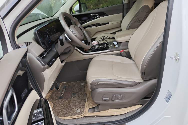 Used Kia Carnival 2021 2.0T Flagship Edition Left Front Seat