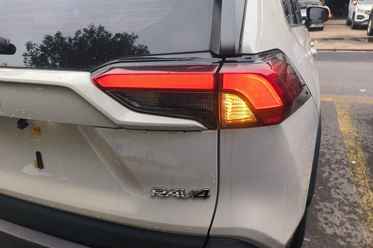 Used Toyota RAV4 2020 2.0L CVT Two-Wheel Drive Urban Edition
