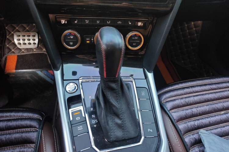 Used Volkswagen Lamando 2015 280TSI DSG Luxury Edition
