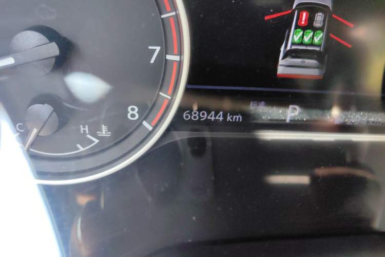 Used Nissan X-Trail 2021 VC-Turbo 300 CVT 2WD Luxury Edition Odometer Close Up