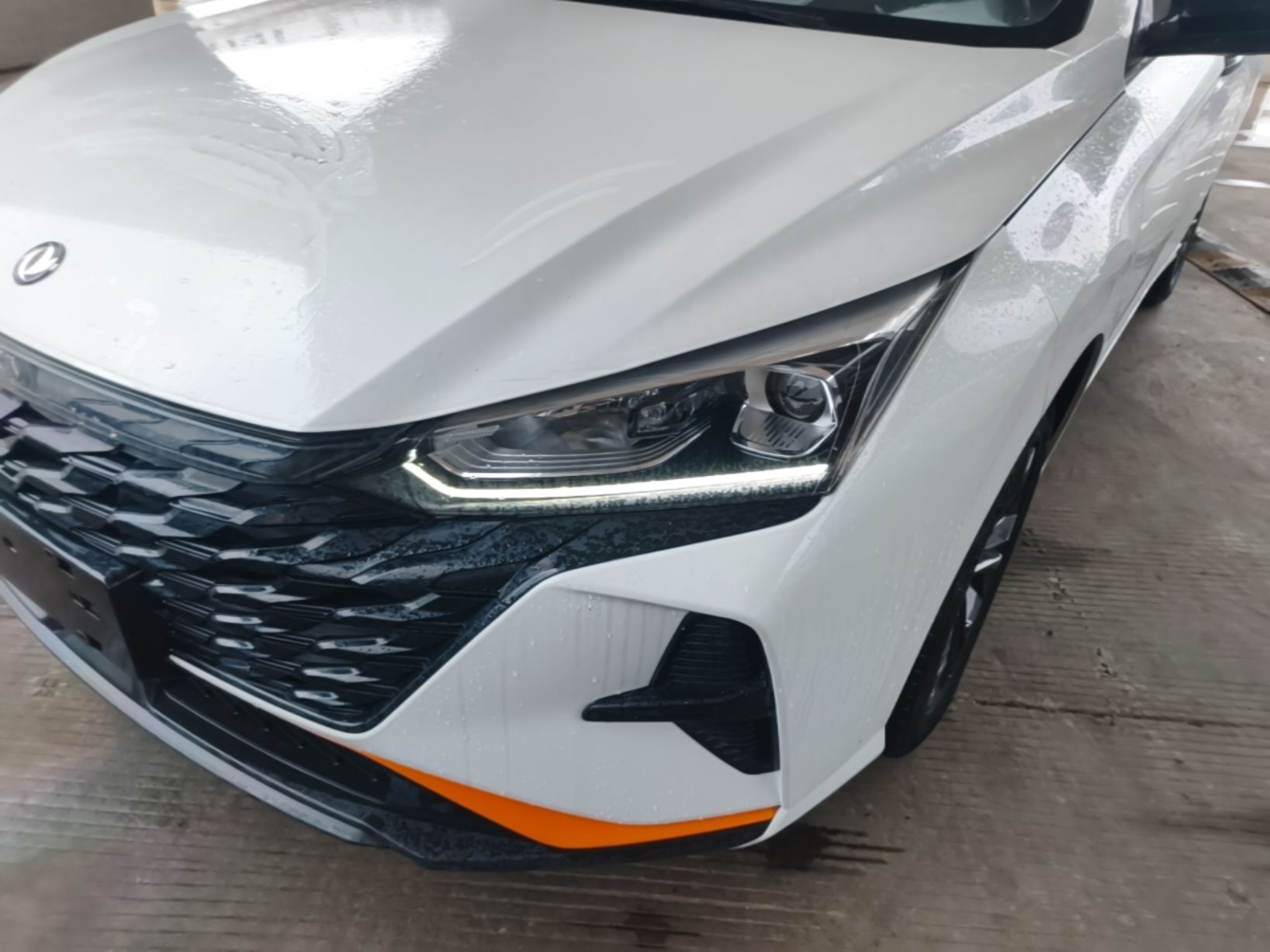 Dongfeng Aeolus Yixuan 2023 1.5L Automatic Glory Edition — снимка 8