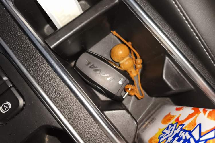 Used Haval M6 2021 PLUS 1.5T Manual Luxury Smart Connectivity Model