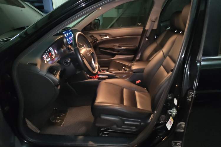 Used Honda Accord 2013 2.0L LX Left Front Seat